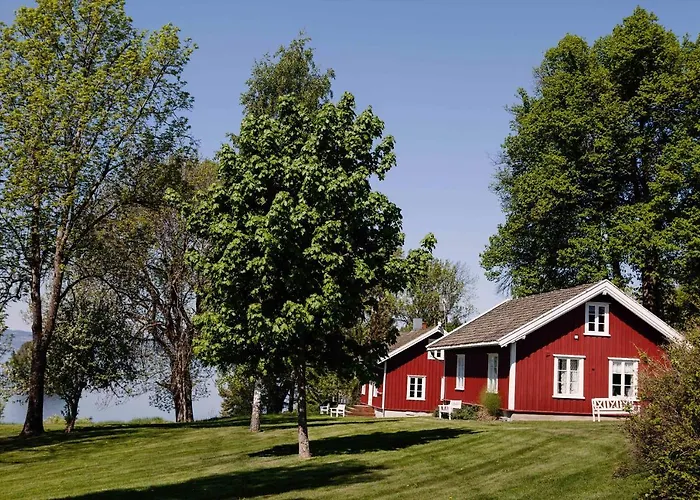 Hoel Gard - Herregarden Ved Mjosa Nesbyen